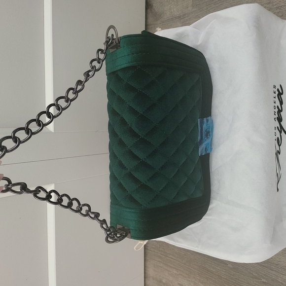 Purse - Picture 3 of 3